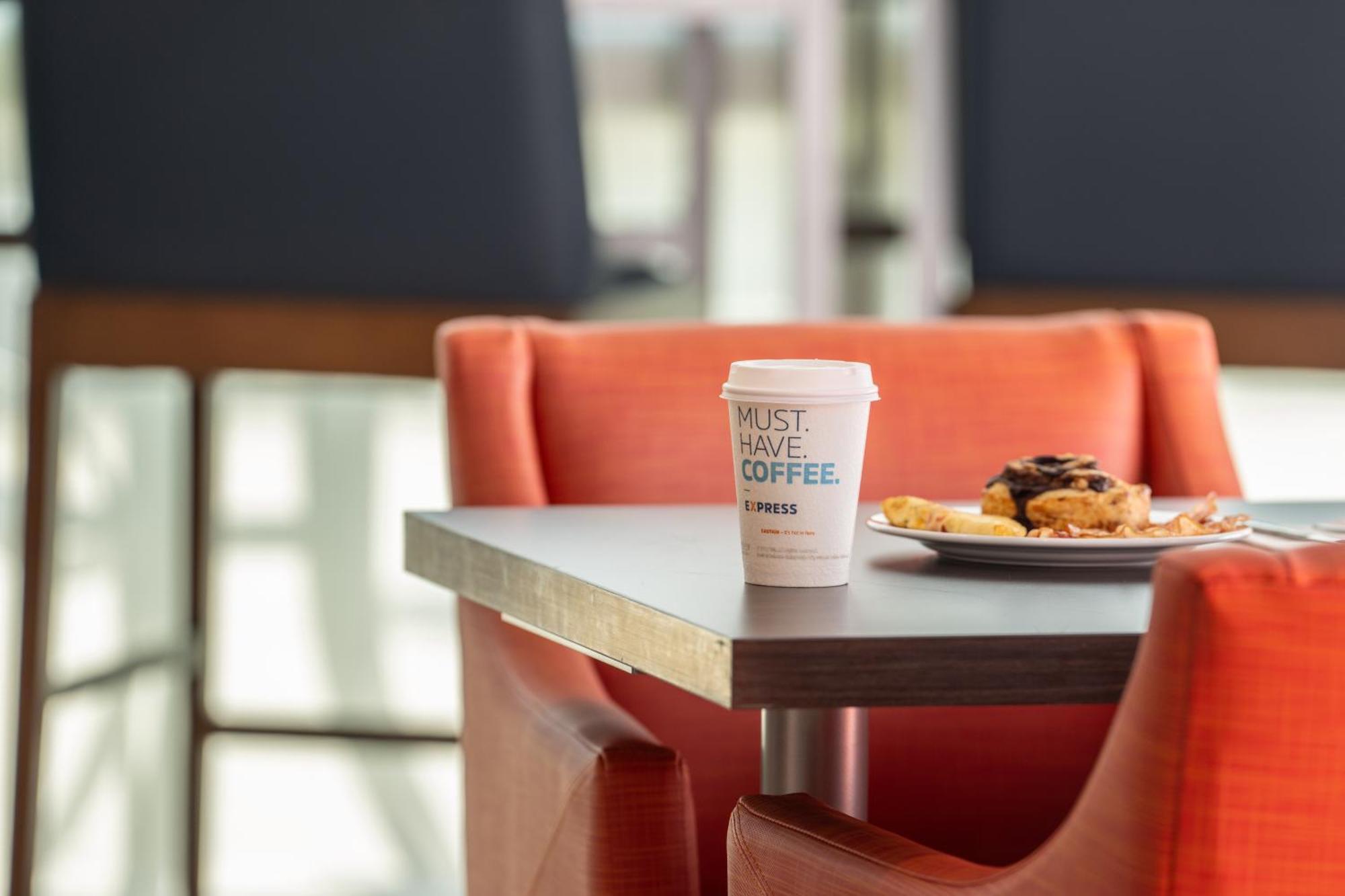 Holiday Inn Express & Suites Fort Walton Beach - Eglin Area By Ihg Eksteriør bilde