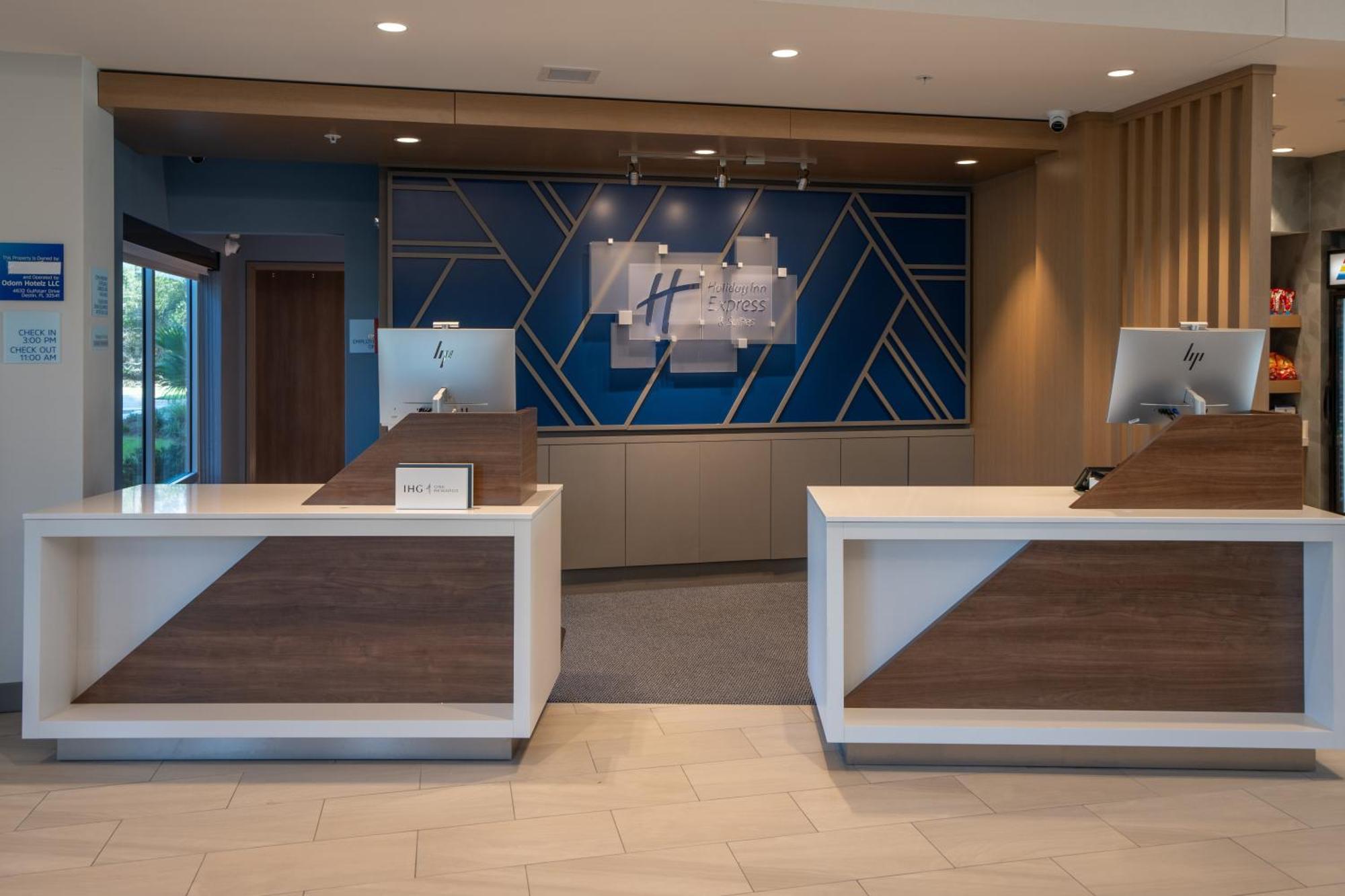 Holiday Inn Express & Suites Fort Walton Beach - Eglin Area By Ihg Eksteriør bilde