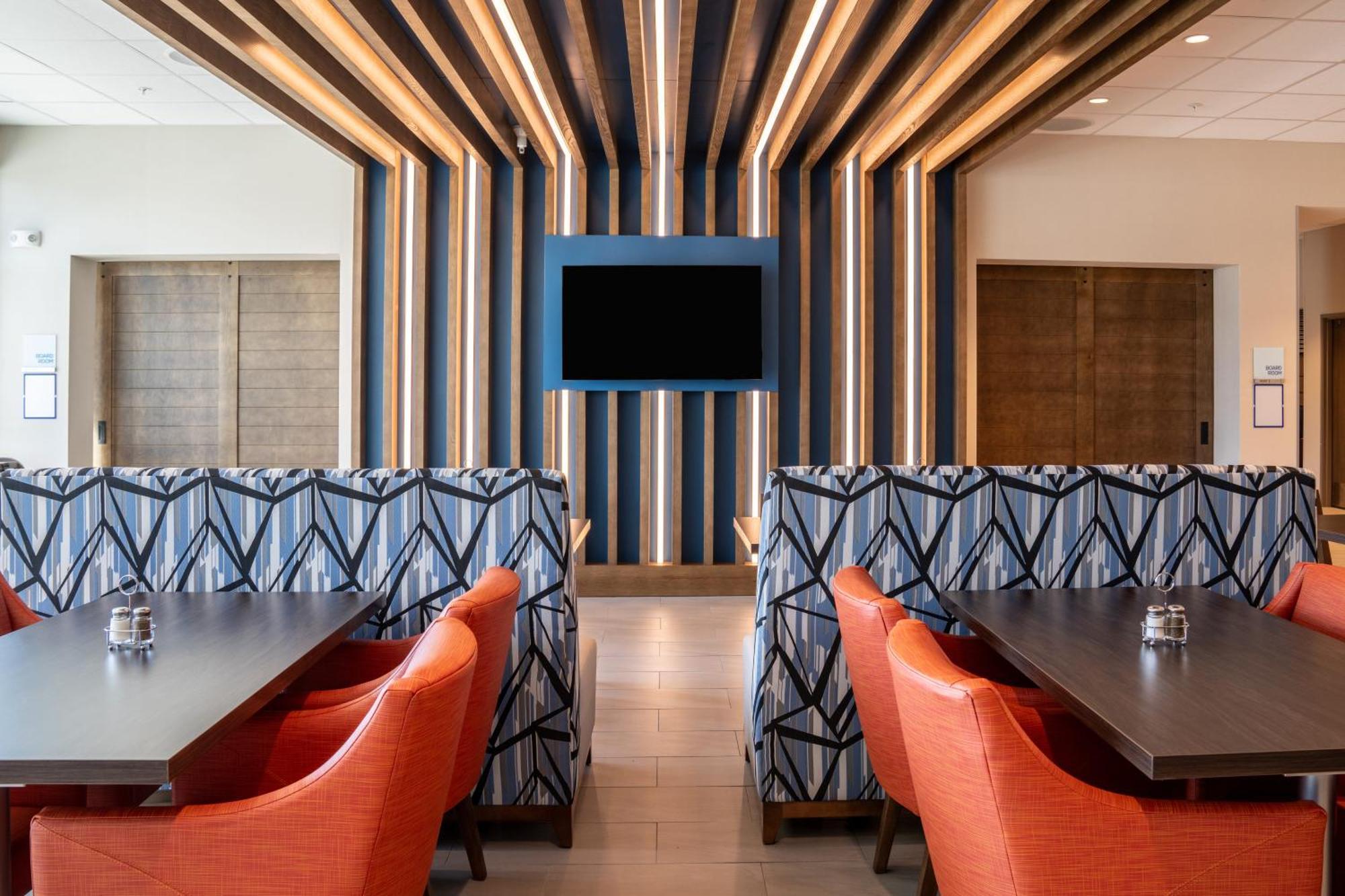Holiday Inn Express & Suites Fort Walton Beach - Eglin Area By Ihg Eksteriør bilde